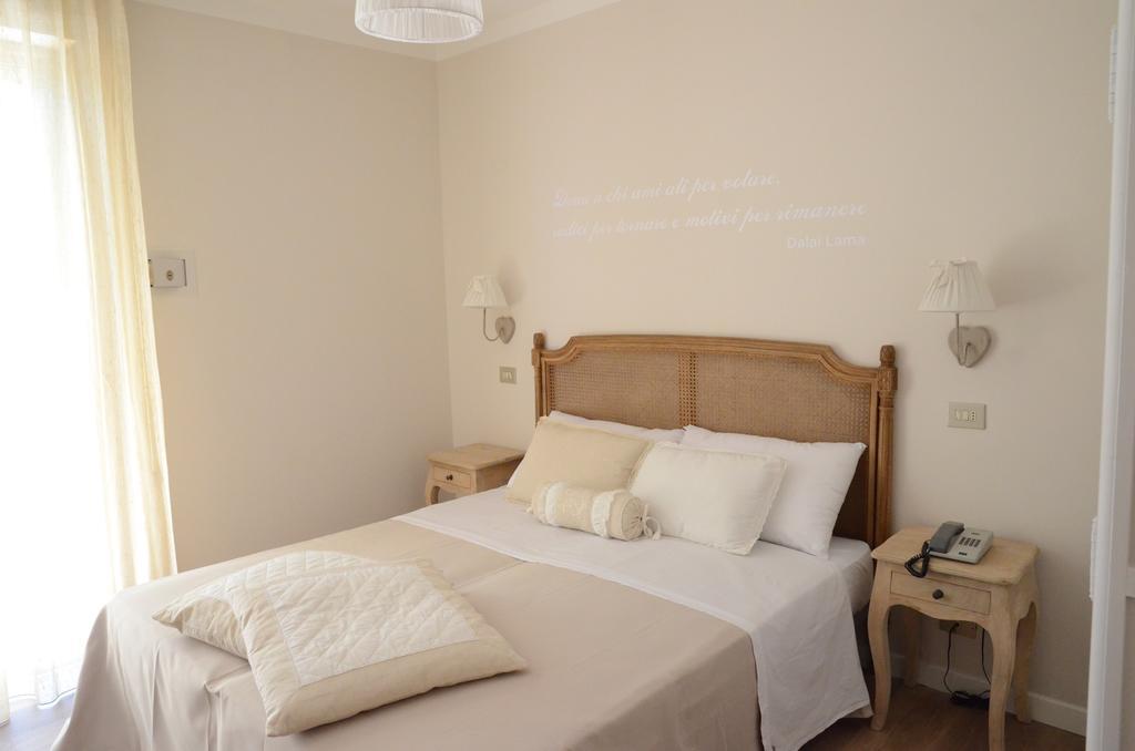Hotel Monique Τσέρβια Δωμάτιο φωτογραφία