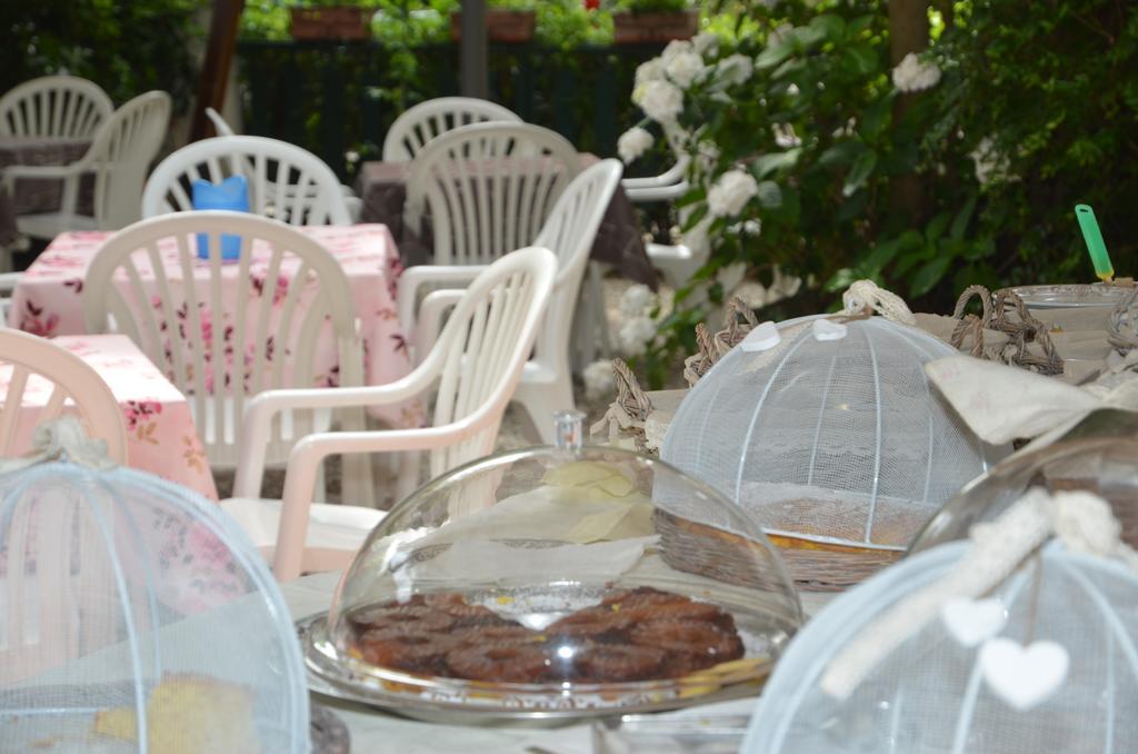 Hotel Monique Τσέρβια Εξωτερικό φωτογραφία
