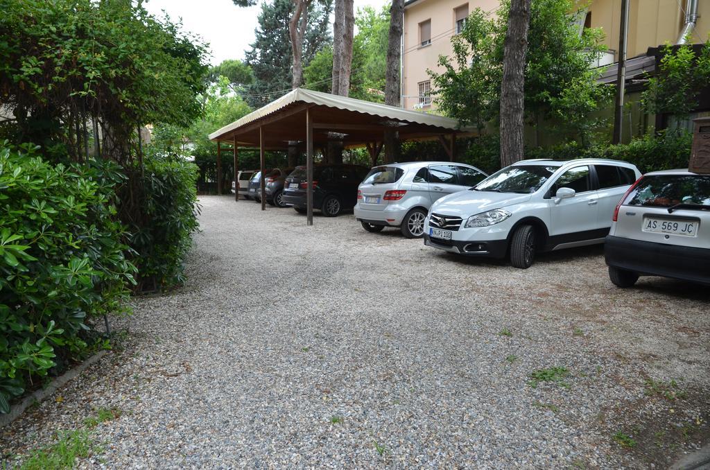 Hotel Monique Τσέρβια Εξωτερικό φωτογραφία