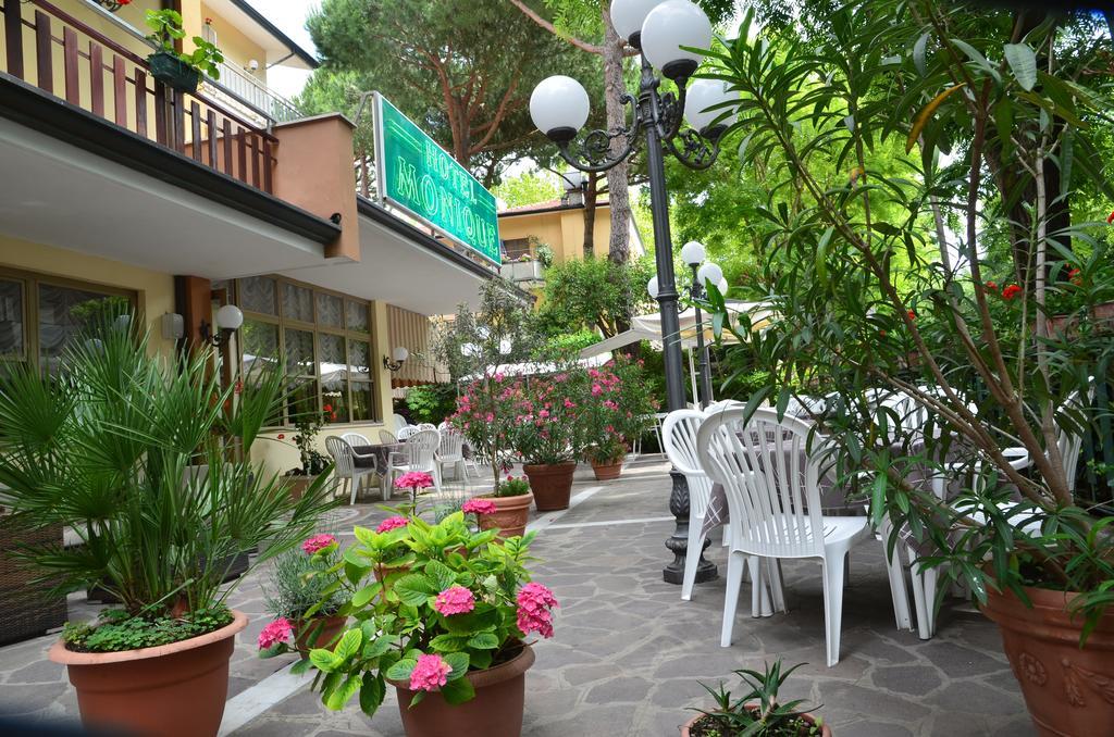Hotel Monique Τσέρβια Εξωτερικό φωτογραφία